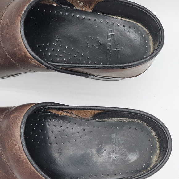 Dansko classic clog shoes size 40 US size 9.5 / 10 - Picture 12 of 16